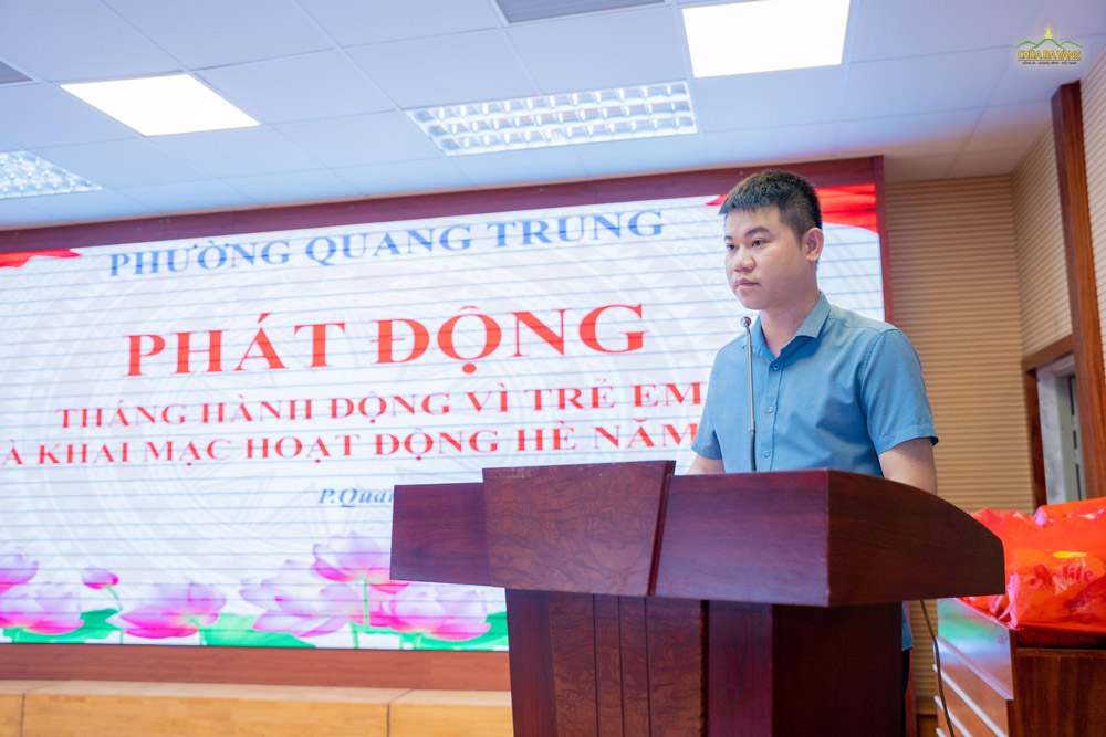 Ông Đào Anh Trung - Phó Chủ tịch UBND phường Quang Trung phát biểu.