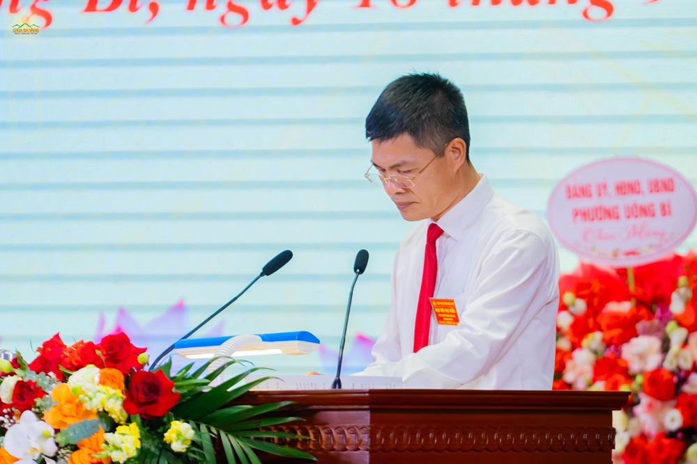 Ông Nguyễn Hồng Quang - Uỷ viên Ban Thường vụ Đảng uỷ, Chủ tịch Uỷ ban MTTQ phường Uông Bí phát biểu khai mạc phiên làm việc thứ nhất