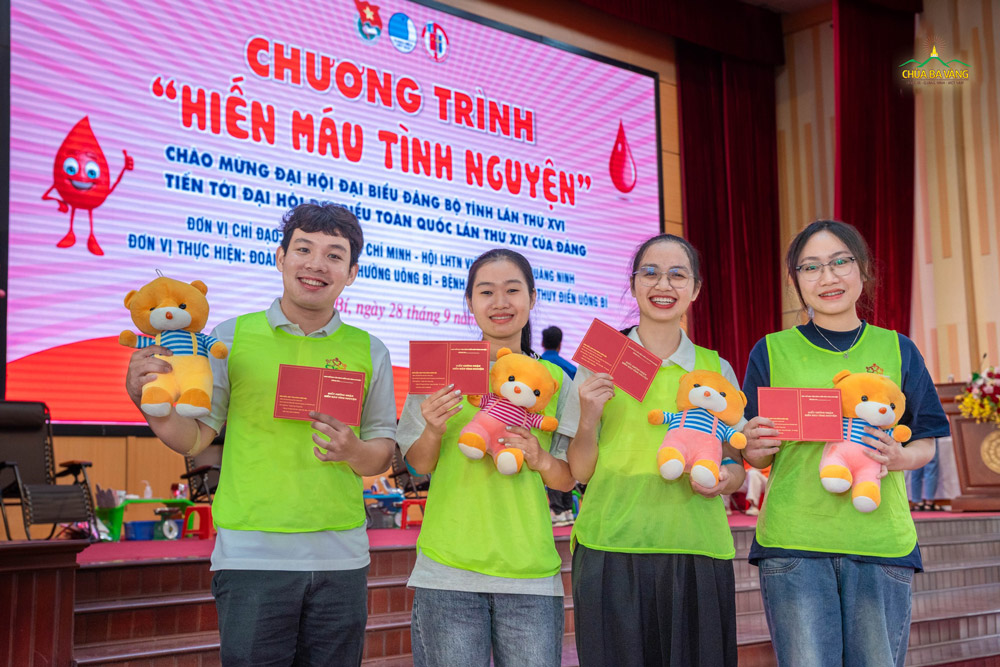 Chúng mình đã tham gia hiến máu thành công