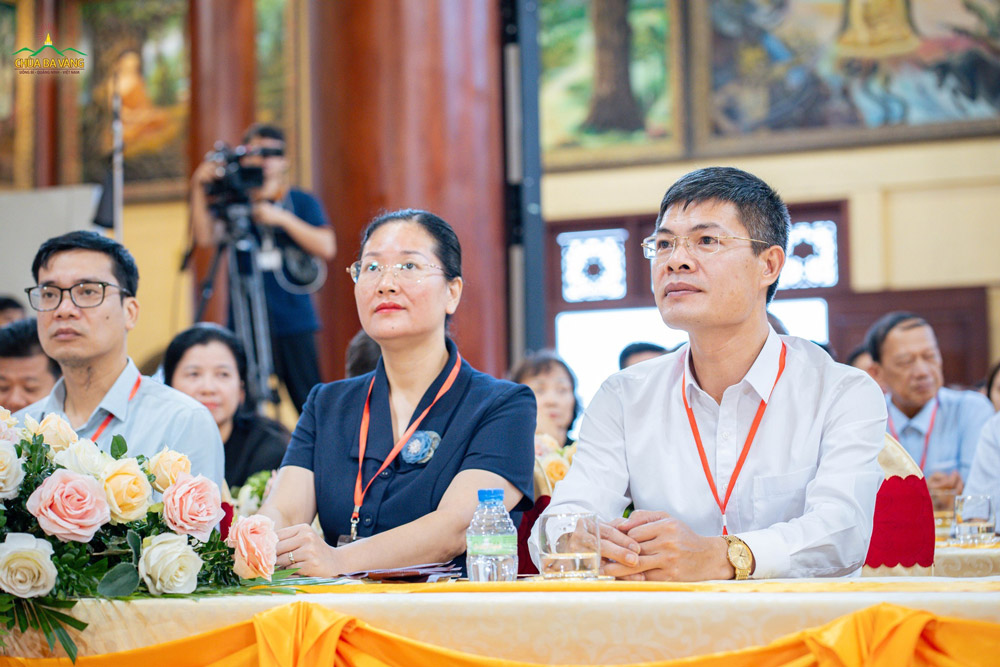 Ông Nguyễn Hồng Quang - Chủ tịch UB MTTQ phường Uông Bí tham dự chương trình