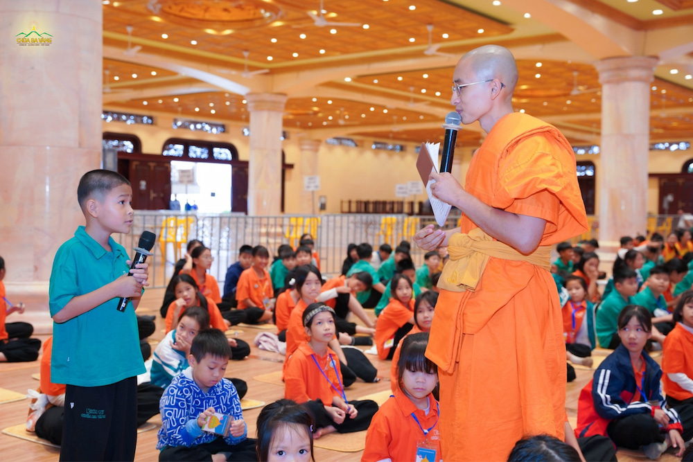 clb-la-hau-la-khoa-tu-t11 (11)