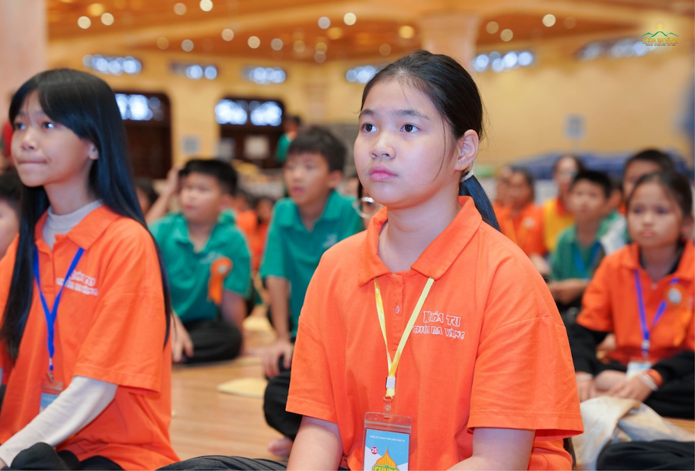 clb-la-hau-la-khoa-tu-t11 (13)