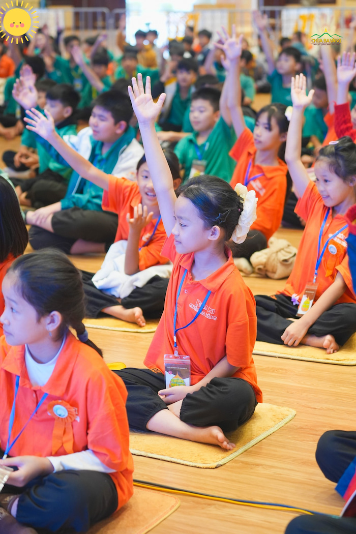 clb-la-hau-la-khoa-tu-t11 (3)