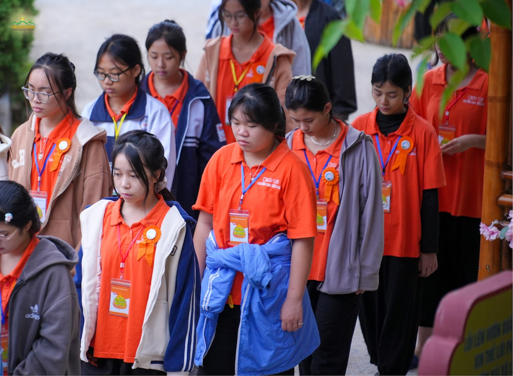 la-hau-la-thien-hanh (2)