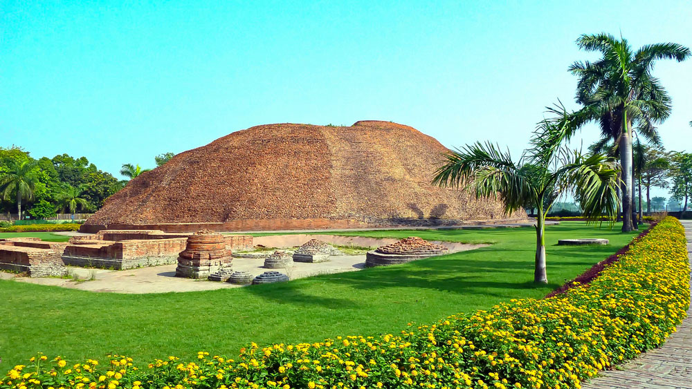 Thánh tích tháp Trà Tỳ là nơi trà tỳ (hỏa táng) kim thân Đức Phật Thích Ca Mâu Ni