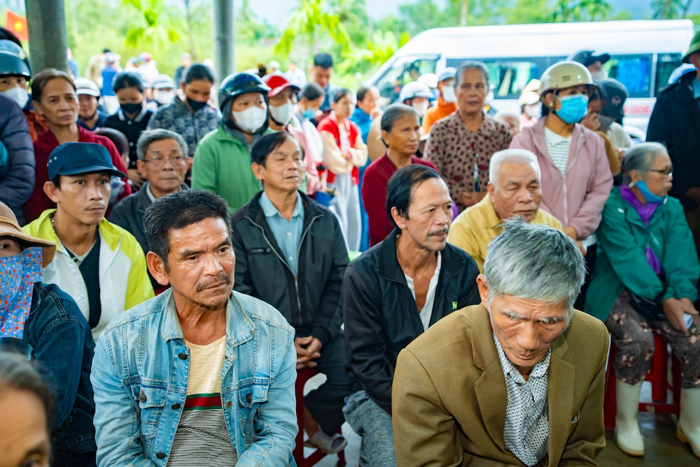 chua-ba-vang-tu-thien-mien-trung (1)