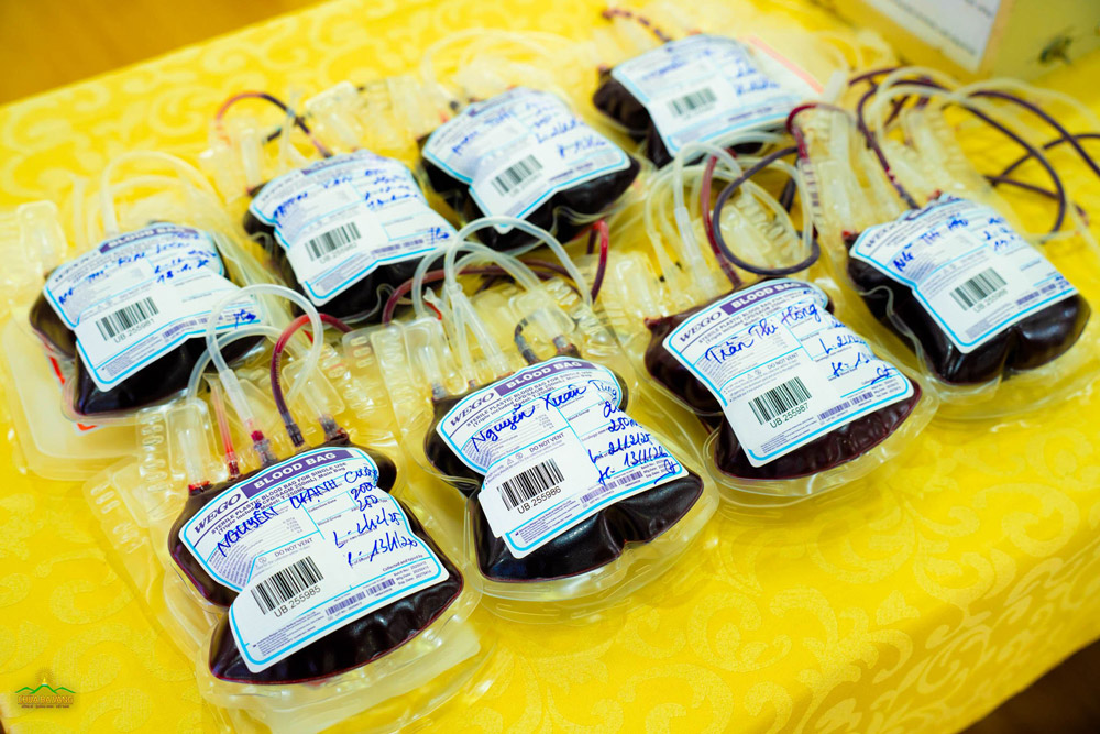 Hoạt động hiến máu nhân đạo góp phần cung cấp nguồn máu dự trữ để phục vụ việc сấp сứu và điều trị cho người bệnh