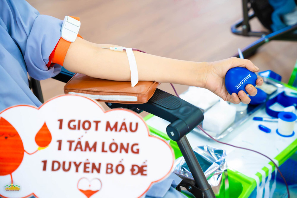 1 giọt máu - 1 tấm lòng - 1 duyên Bồ đề.  Mong rằng, từ duyên lành này, Phật Pháp sẽ ngày một lan tỏa, nhiều người sẽ được kết thiện duyên với chính Pháp của Phật để luôn được an vui, hạnh phúc