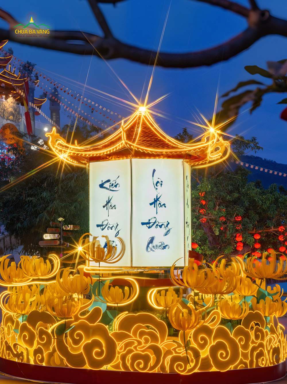   Trước thời khắc giao hòa của đất trời, chùa Ba Vàng hân hoan đón chào mùa xuân Bính Ngọ tràn đầy hỷ lạc và bình an  