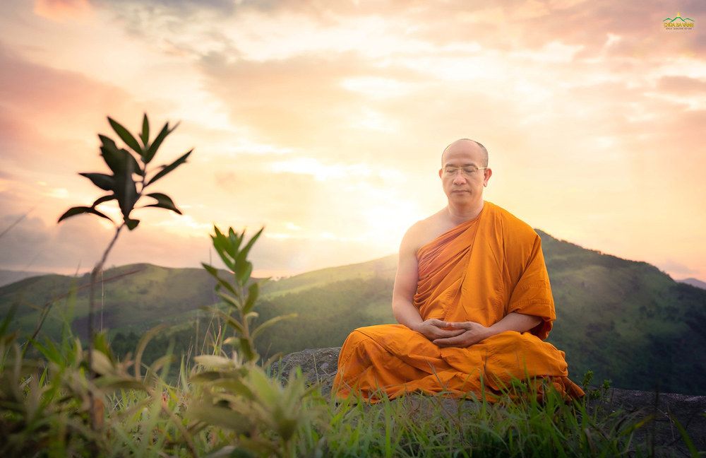 Thiền là phương pháp để điều phục, huấn luyện, quản trị tâm