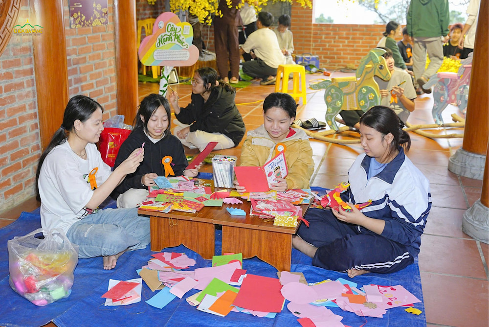 Tet-chua-ba-vang (9)