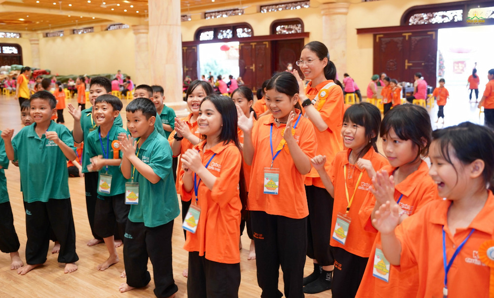 La-hau-la-khoa-tu-thang-4 (13)