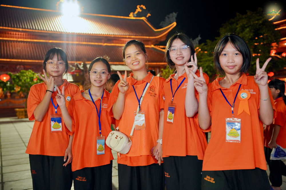 La-hau-la-khoa-tu-thang-4 (14)