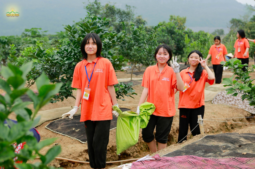 La-hau-la-khoa-tu-thang-4 (2)