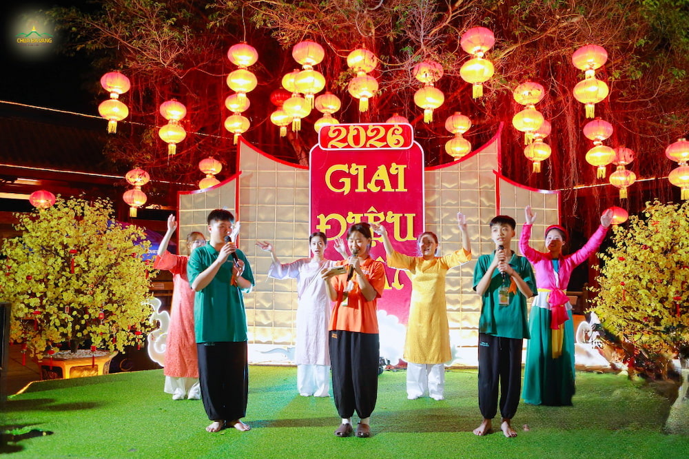 La-hau-la-khoa-tu-thang-4 (26)