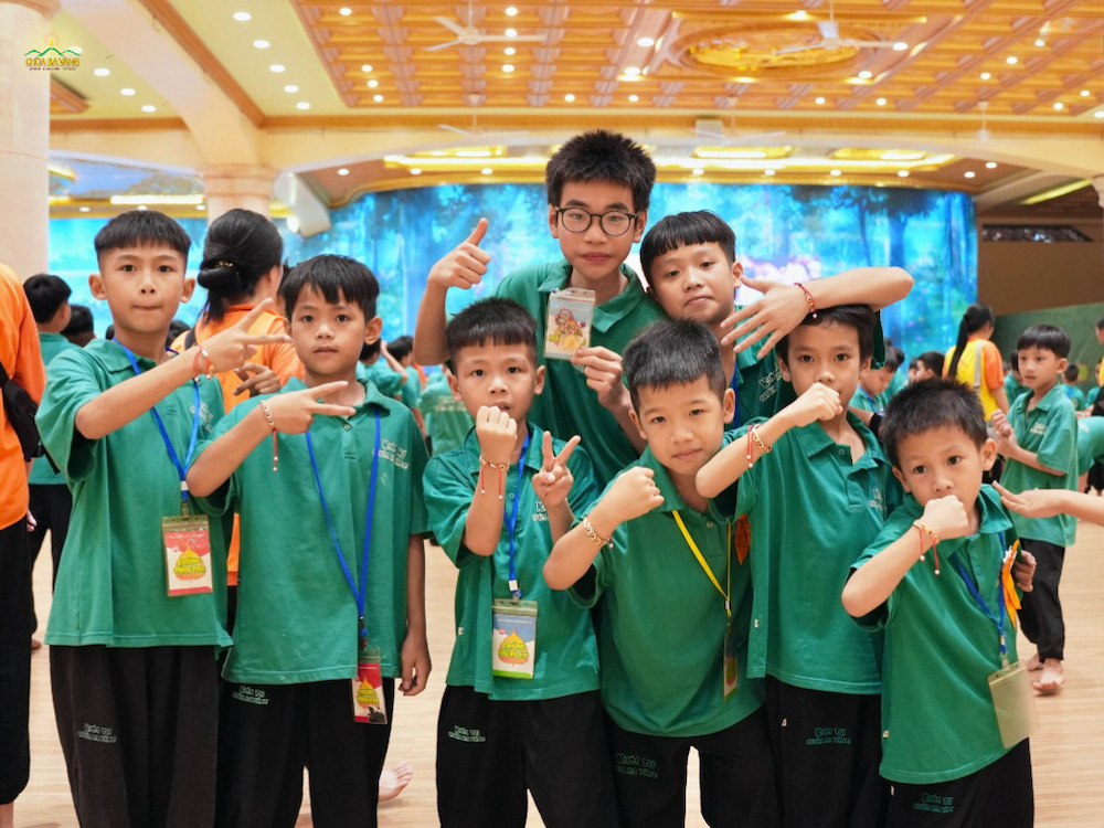 La-hau-la-khoa-tu-thang-4 (30)