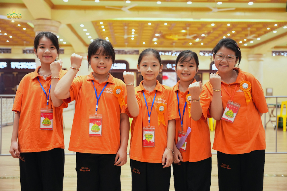 Cùng chúng mình lưu giữ khoảnh khắc rạng rỡ với vòng hào quang nhé!