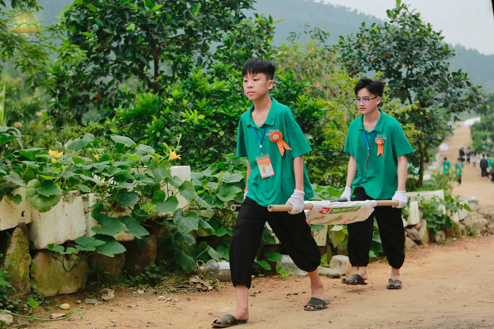 La-hau-la-khoa-tu-thang-4 (4)