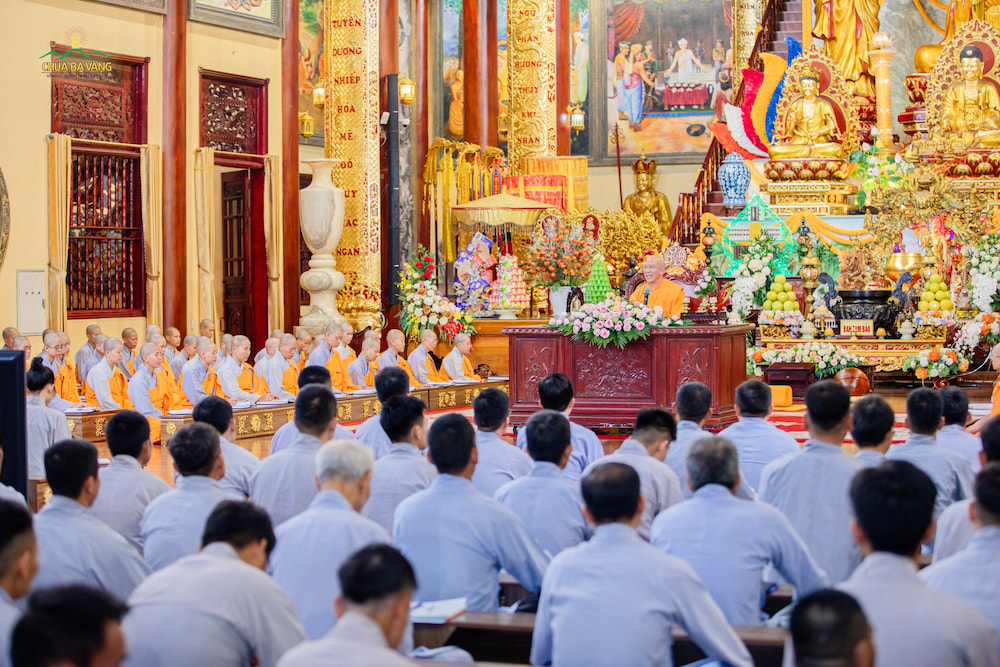 Nghe học Phật Pháp sẽ giúp tăng trưởng chính kiến 