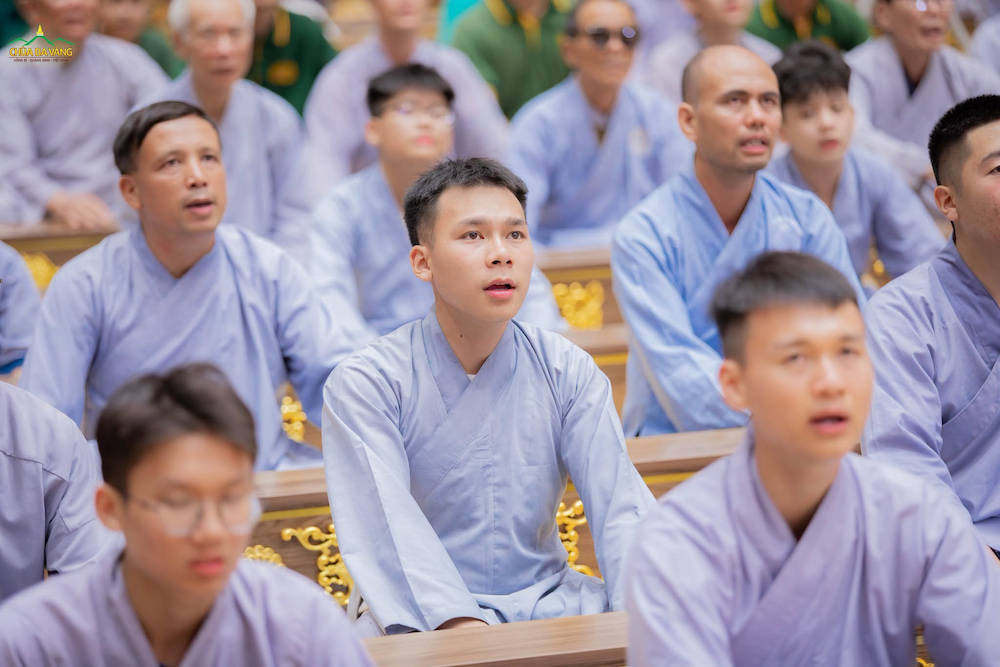 Tu học Phật Pháp sẽ giúp làm giàu trí tuệ (ảnh minh họa)