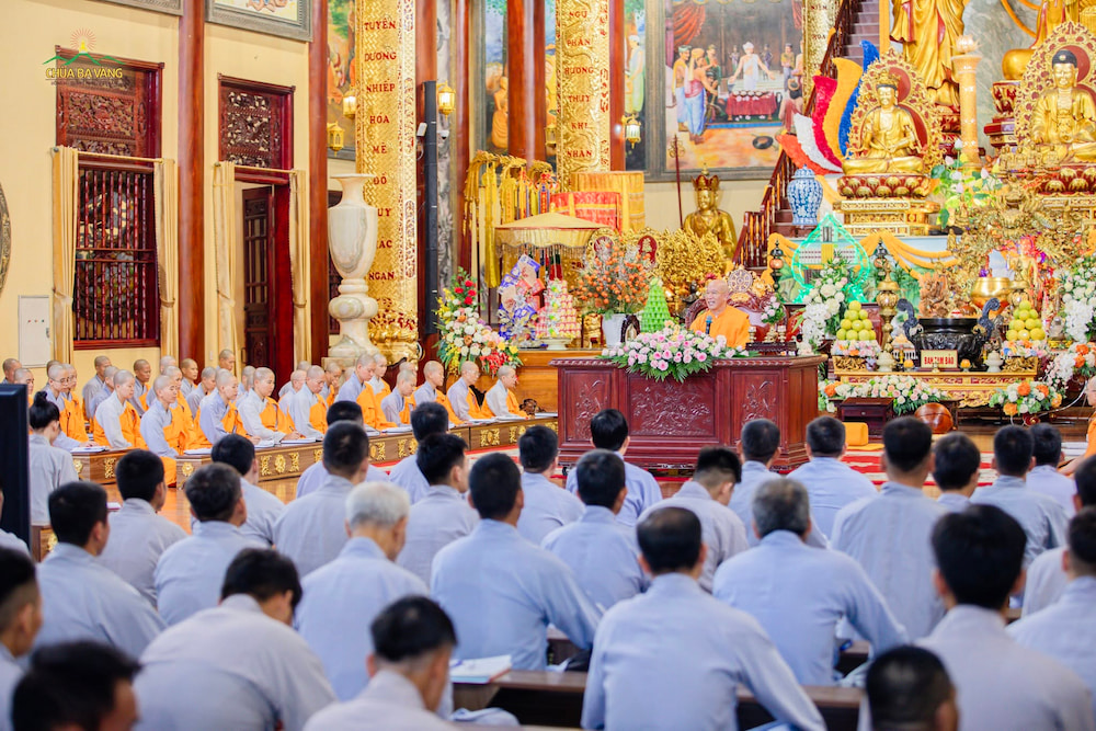 Học Phật giúp con người có cái nhìn đúng đắn về vạn vật 