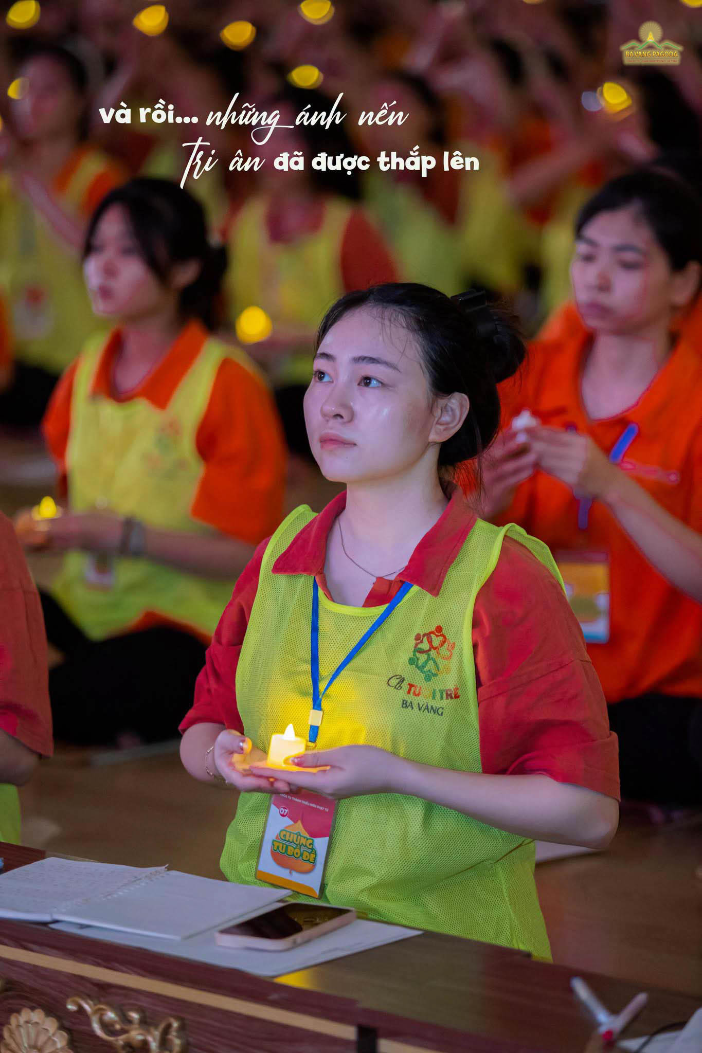 Những ngọn nến tri ân được thắp sáng, mang theo lòng biết ơn và tình yêu thương gửi đến cha mẹ