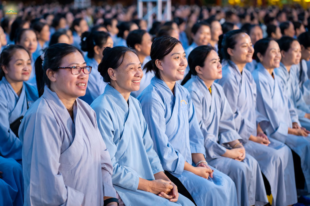 Pháp đàn Lương Hoàng Bảo Sám đã để lại nhiều dấu ấn sâu sắc trong lòng các Phật tử. Mong rằng niềm hoan hỷ cùng những lời sách tấn của chư Tăng sẽ tiếp thêm động lực để mỗi người ngày càng tinh tấn tu học, bền bỉ sửa mình và nuôi dưỡng những điều thiện lành trong cuộc sống