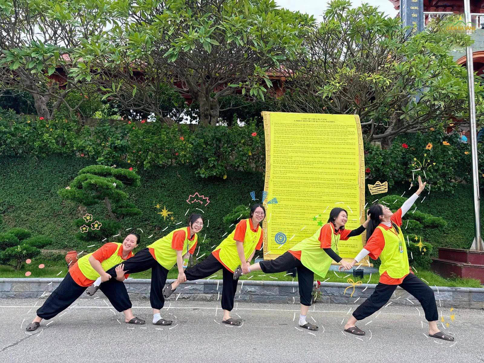 Nhân ngày 20/10, chúc các cô gái Tuổi trẻ Ba Vàng luôn xinh tươi, vui vẻ như chính khoảnh khắc này và có thật nhiều kỷ niệm đẹp bên những người bạn của mình!
