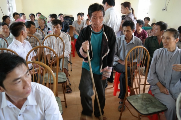 Các gia đình nạn nhân trong vu sập cầu bản Chu Va 6 tỉnh Lai Châu.