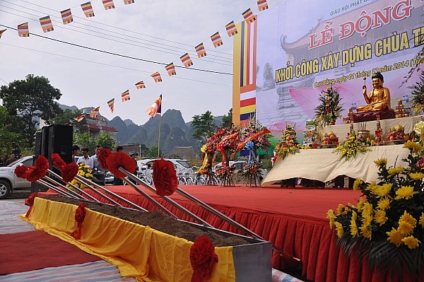 Lễ động thổ khởi công xây dựng chùa Trúc Lâm Tà Lùng.