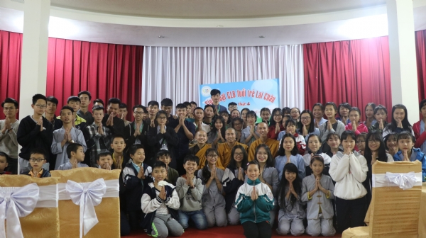 Buổi sinh hoạt CLB Tuổi Trẻ tỉnh Lai Châu tri ân chư Tăng và tri ân thầy cô nhân ngày nhà giáo Việt Nam.