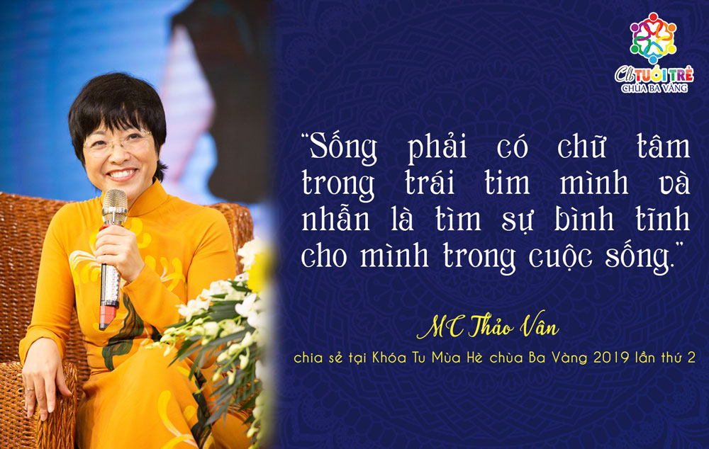 MC Thảo Vân có mặt tại chùa Ba Vàng để giao lưu với hơn 2000 bạn khóa sinh 