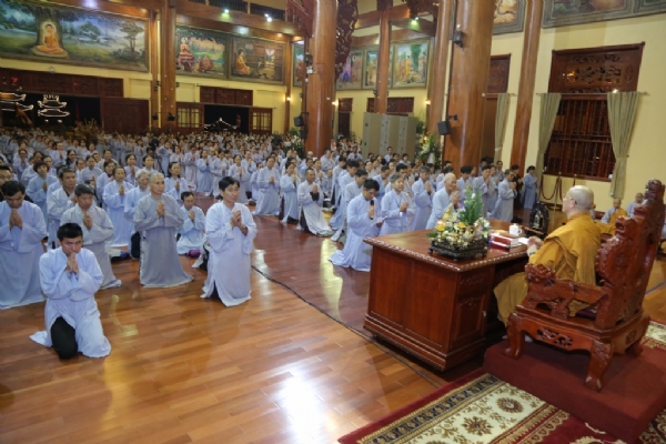 Phật tử với tấm lòng thành kính tri ân Thầy Thích Trúc Thái Minh