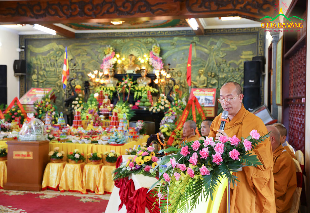 Sư Phụ Thích Trúc Thái Minh phát biểu tại đại lễ tri ân anh linh anh hùng liệt sĩ 