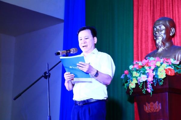 Ông Nguyễn Nhật Thủy - Phó Chủ tịch UBND phường Quang Trung đọc diễn văn khai mạc