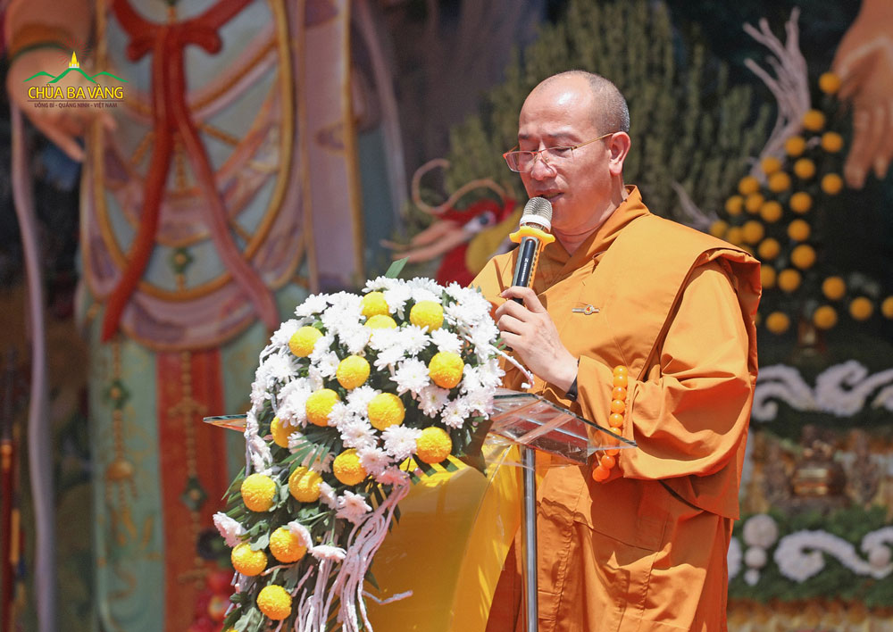Đại Đức Thích Trúc Thái Minh - Trụ trì chùa Ba Vàng 