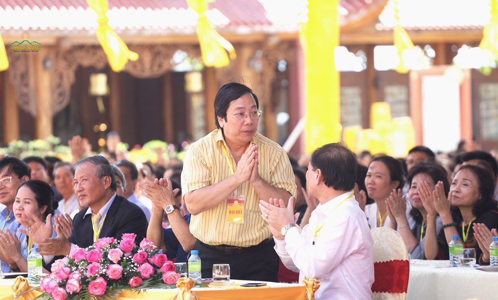 Đại Sứ Nguyễn Thanh Sơn – nguyên Thứ Trưởng Bộ Ngoại giao, nguyên Chủ tịch Ủy ban Quốc Gia UNESCO Việt Nam tham dự buổi lễ 