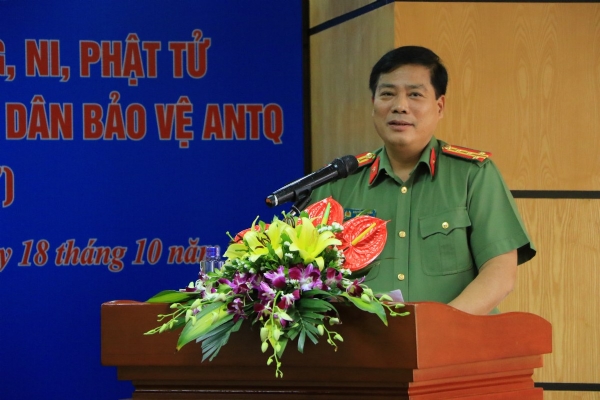 Đại tá Nguyễn Bá Bính, Phó Giám đốc Công an tỉnh Quảng Ninh phát biểu tại hội nghị.