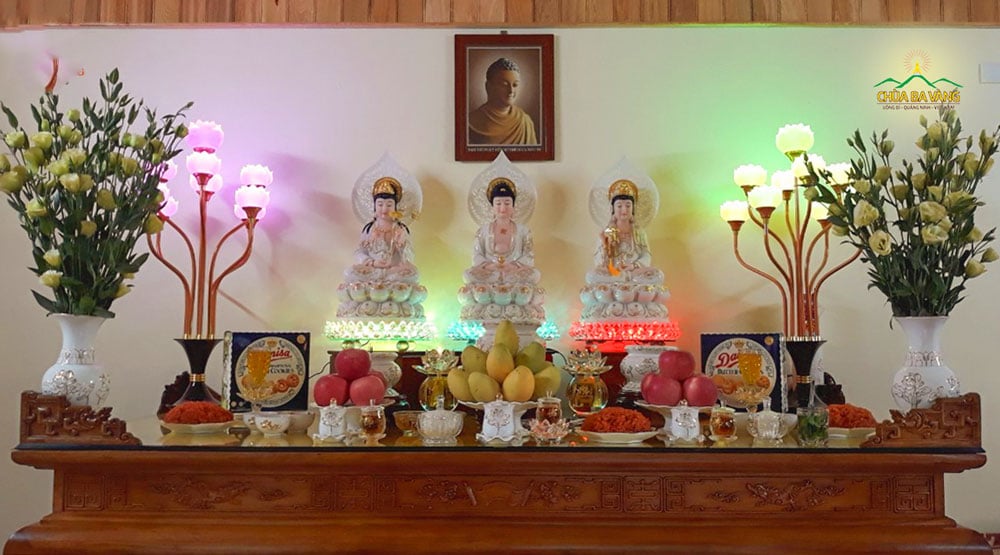 101+ mẫu Bàn Thờ Phật đẹp tại gia và nguyên tắc lập | Bàn thờ Tận Tâm