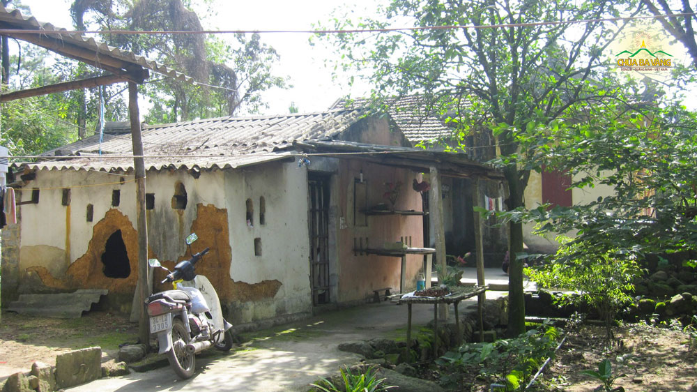Nhà kho cũ của chùa Ba Vàng 