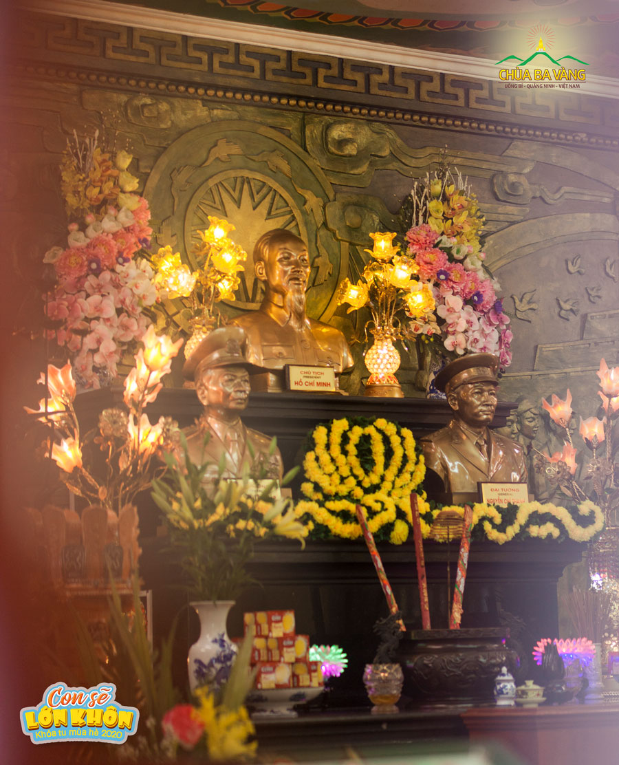 Đền thờ anh hùng liệt sĩ – Nơi thờ tự anh linh Chủ tịch Hồ Chí Minh, hai vị Đại tướng Võ Nguyên Giáp và Đại tướng Nguyễn Chí Thanh