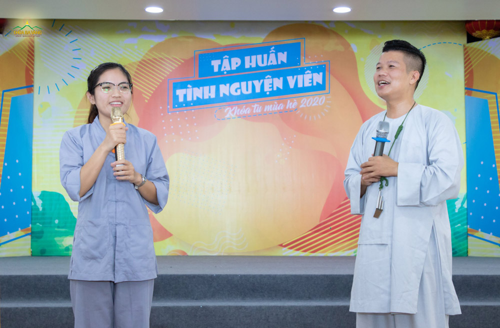 Nhạc sĩ Nam Chung - Người đã gắn bó với công tác tập huấn Tình nguyện viên xuyên suốt các Khóa tu mùa hè chùa Ba Vàng từ năm 2016 cho đến nay