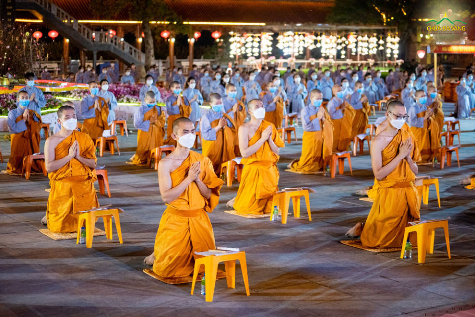 Lễ Ngũ Bách Danh được tổ chức tại sân Chính Điện chùa Ba Vàng (ảnh năm 2022)