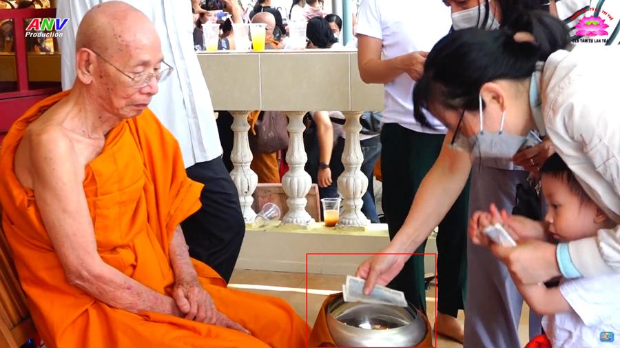 Hình ảnh trong phút thứ 20:41 của video CLB Tâm Từ Lan Tỏa cúng dường Trai Tăng, Đặt bát ở chùa Bửu Quang Đại Lễ Phật Đản PL:2566 DL:2022 