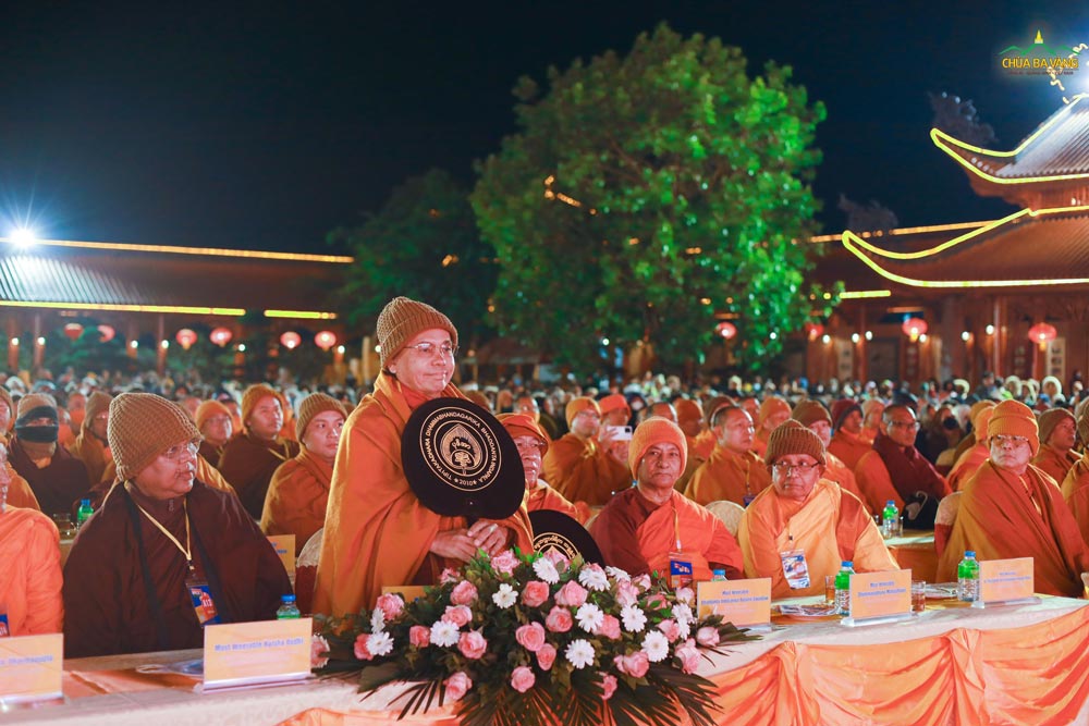 Ngài Đại Trưởng Lão Bhaddanta Indapala là vị Tam tạng thứ XI tại Miến Điện (Myanmar)  