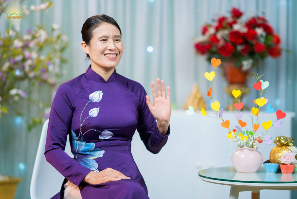 Cô Phạm Thị Yến - Chủ nhiệm CLB Tình yêu - Hôn nhân - Gia đình Phật tử  