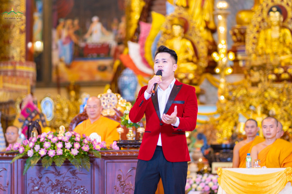 Quán quân sao mai Quảng Ninh 2022 - Ca sĩ Trường Linh thể hiện bài hát 