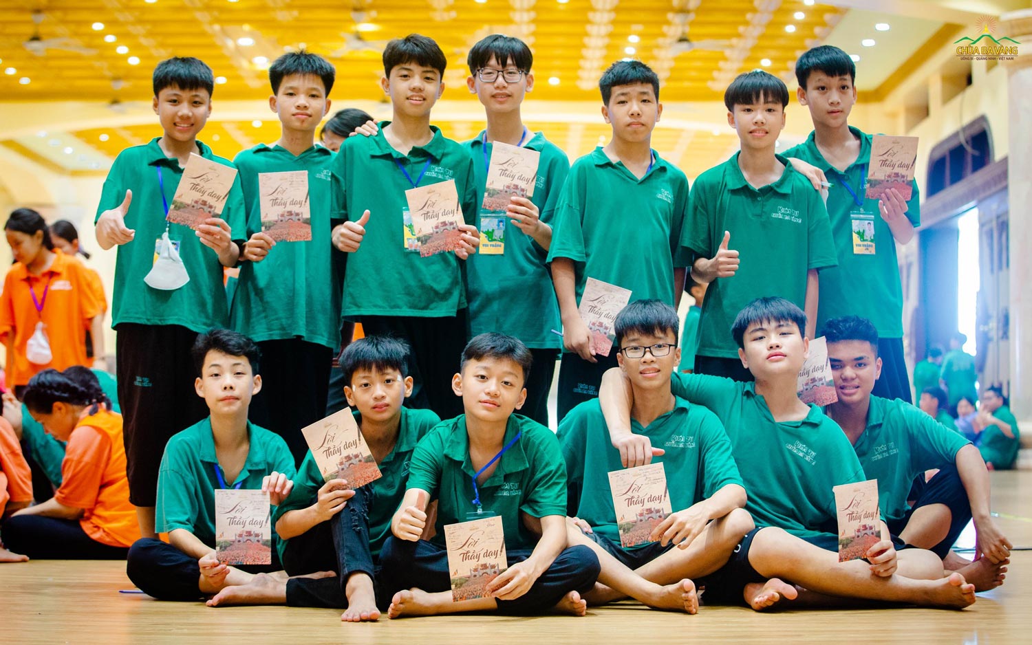 Cùng lưu lại những khoảnh khắc thật đẹp với món quà đặc biệt nào