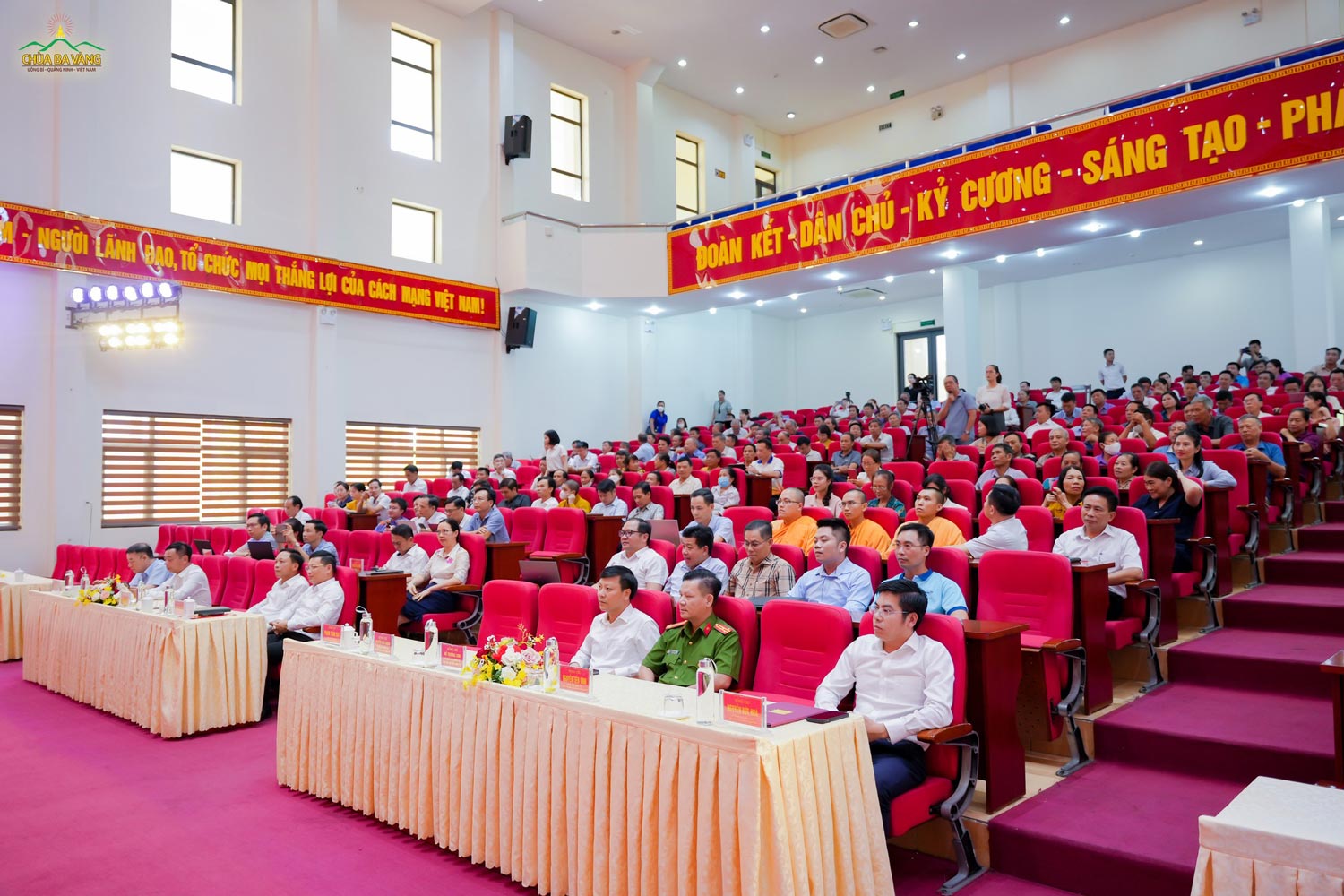 Ngày 14/7/2023, Thành phố Uông Bí tổ chức hội nghị đánh giá kết quả bước đầu thực hiện Nghị quyết số 08-NQ/TU ngày 02/12/2022