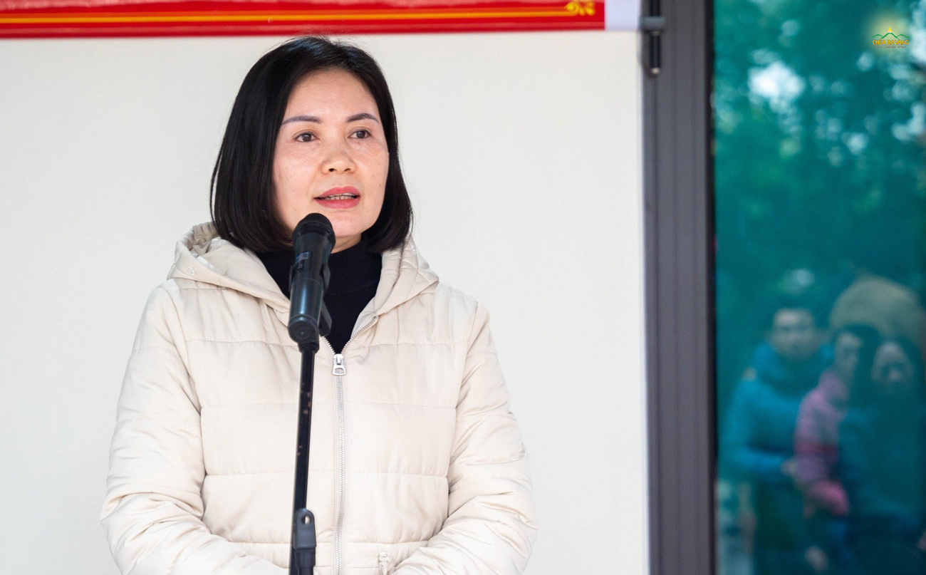 Bà Vũ Thị Hồng Nhung (Thành ủy viên, Bí thư Đảng uỷ phường Quang Trung) phát biểu tại chương trình